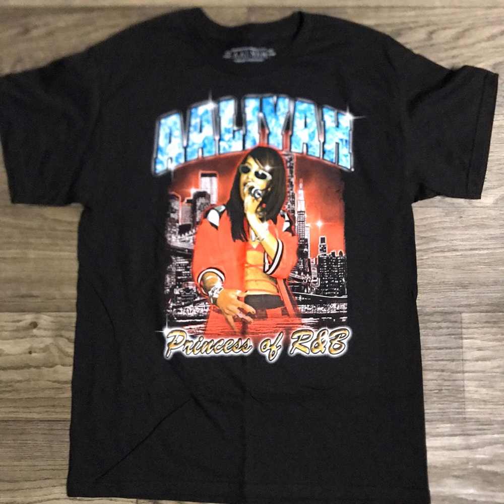 Aaliyah Graphic T-Shirt